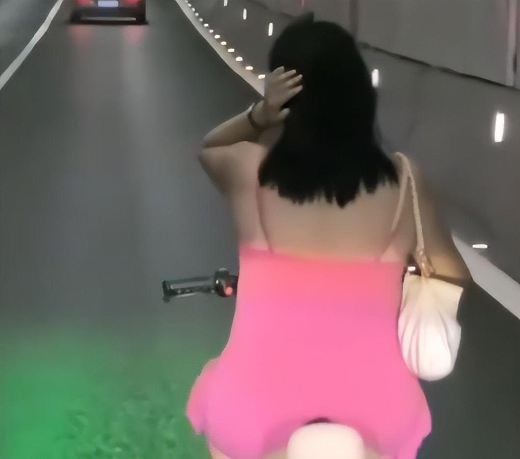 造成隧道拥挤的电动车女已“社死”：交警出手，名声和口碑都没了  第2张
